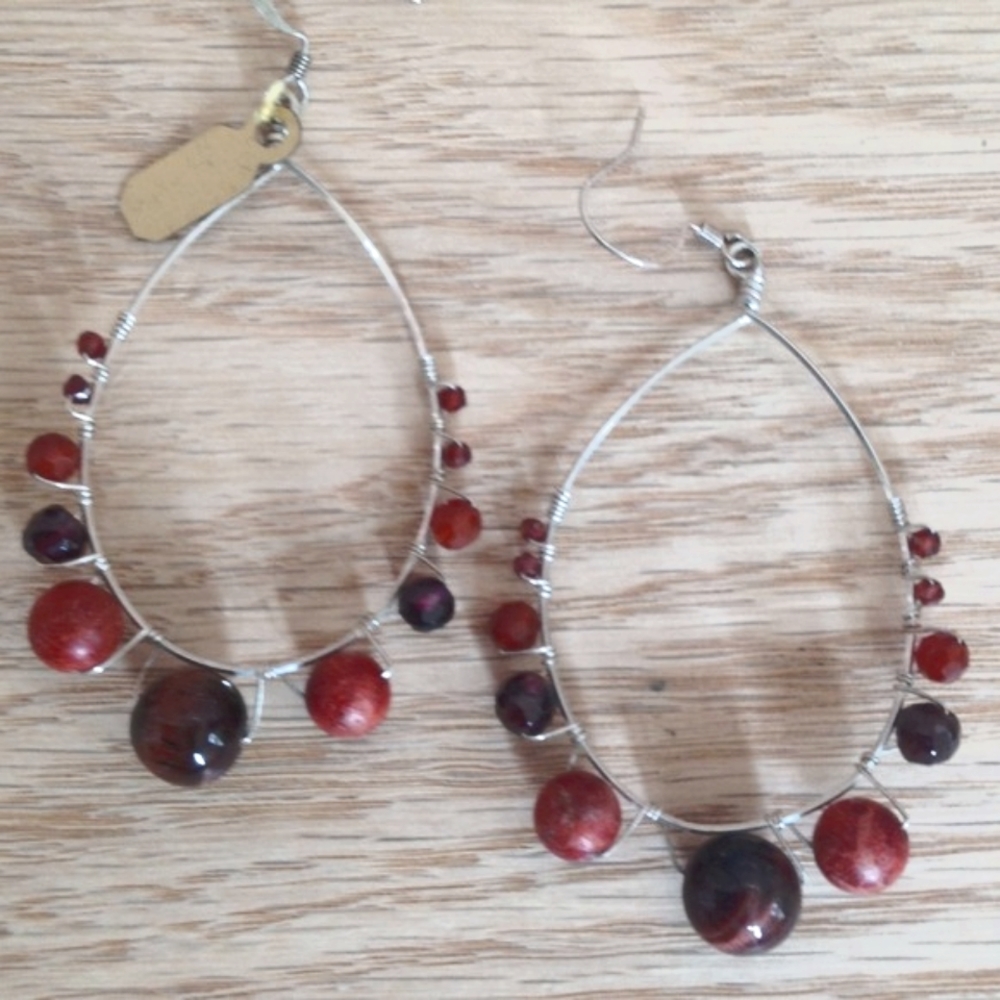 SILVER-CORAL-GARNET-CARNELIAN EARRING